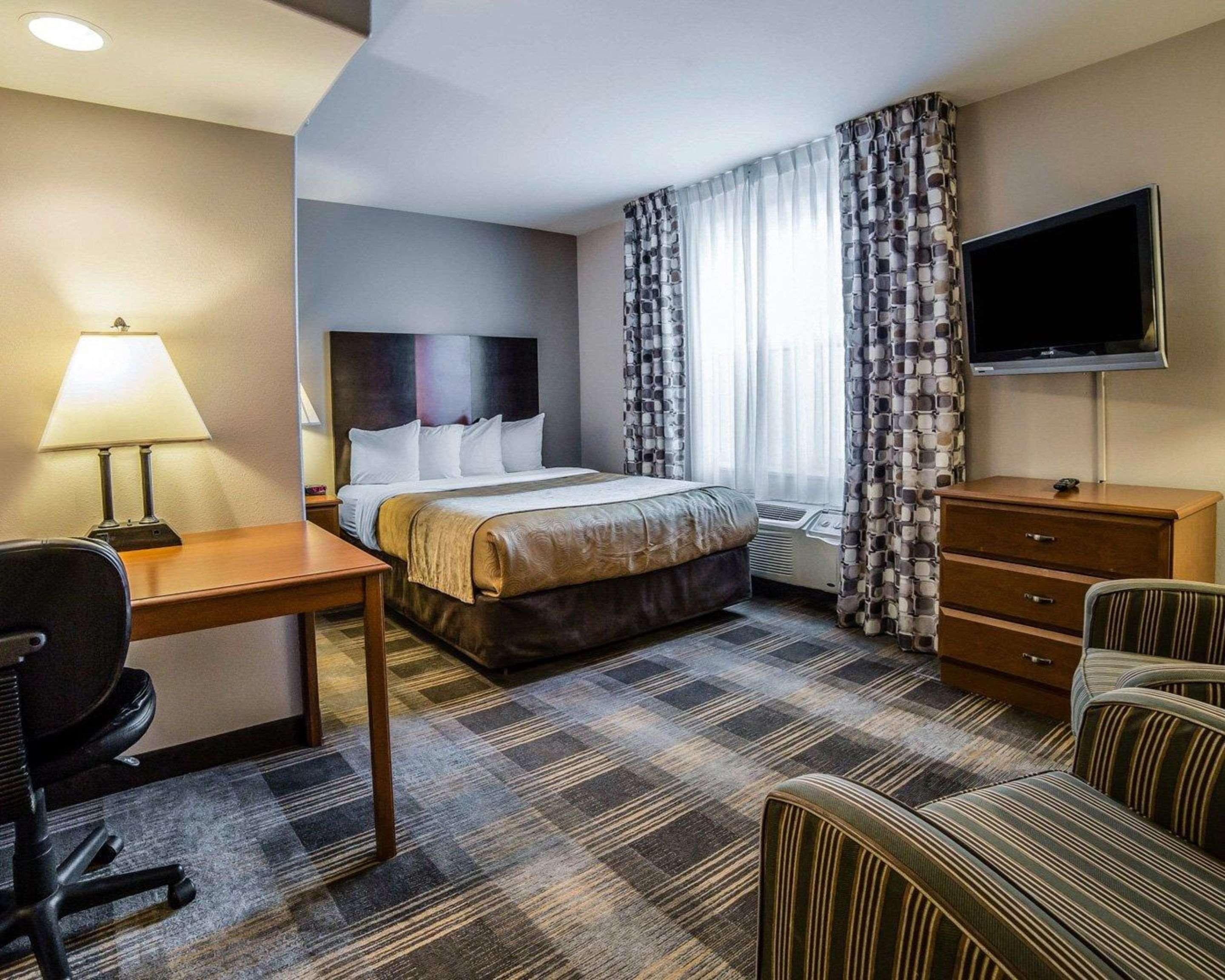 เมนสเตย์ สวีท Hotel แคสเปอร์ ภายนอก รูปภาพ